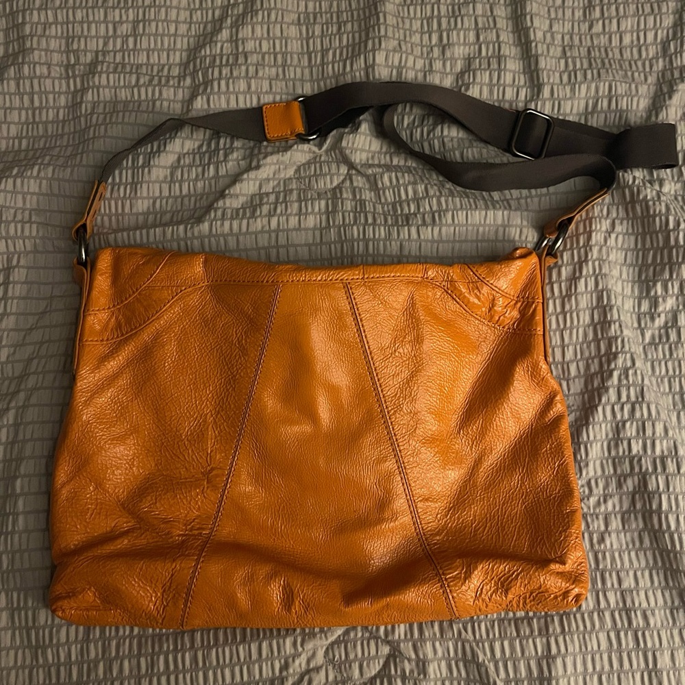 Hobo International Leather Crossbody Bag Cognac Brown